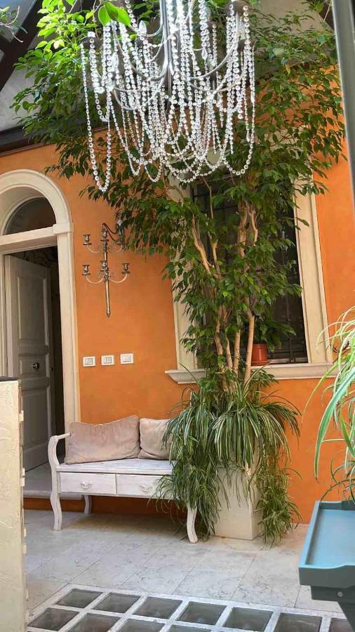Casa San Domenico Apartment Mantova Bagian luar foto